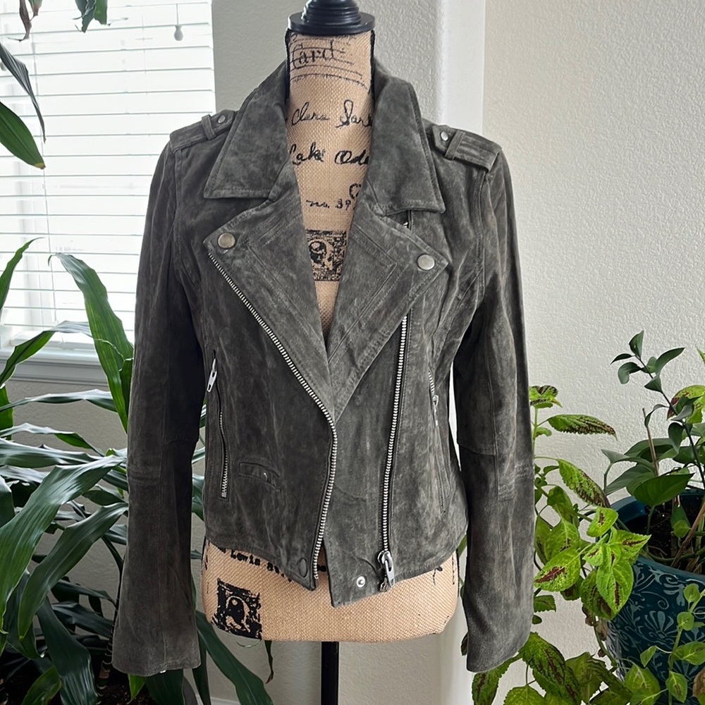 NWOT SL8 Genuine suede moto jacket, SL8. Size L Color Green.